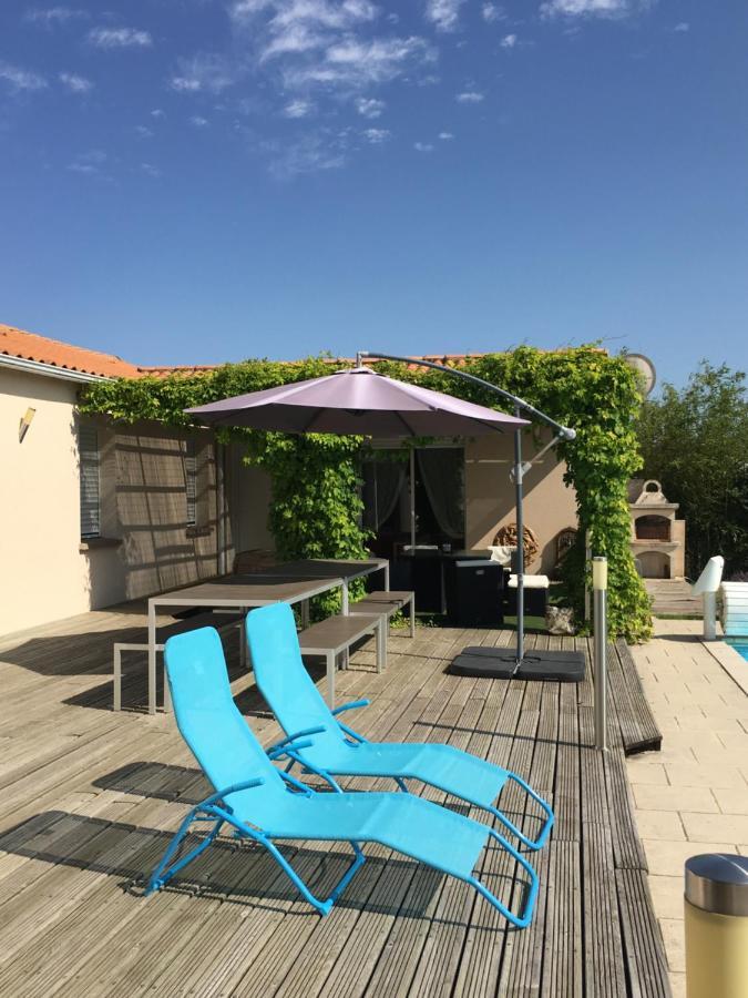 La Chambre Des Amis Parthenay Exterior foto